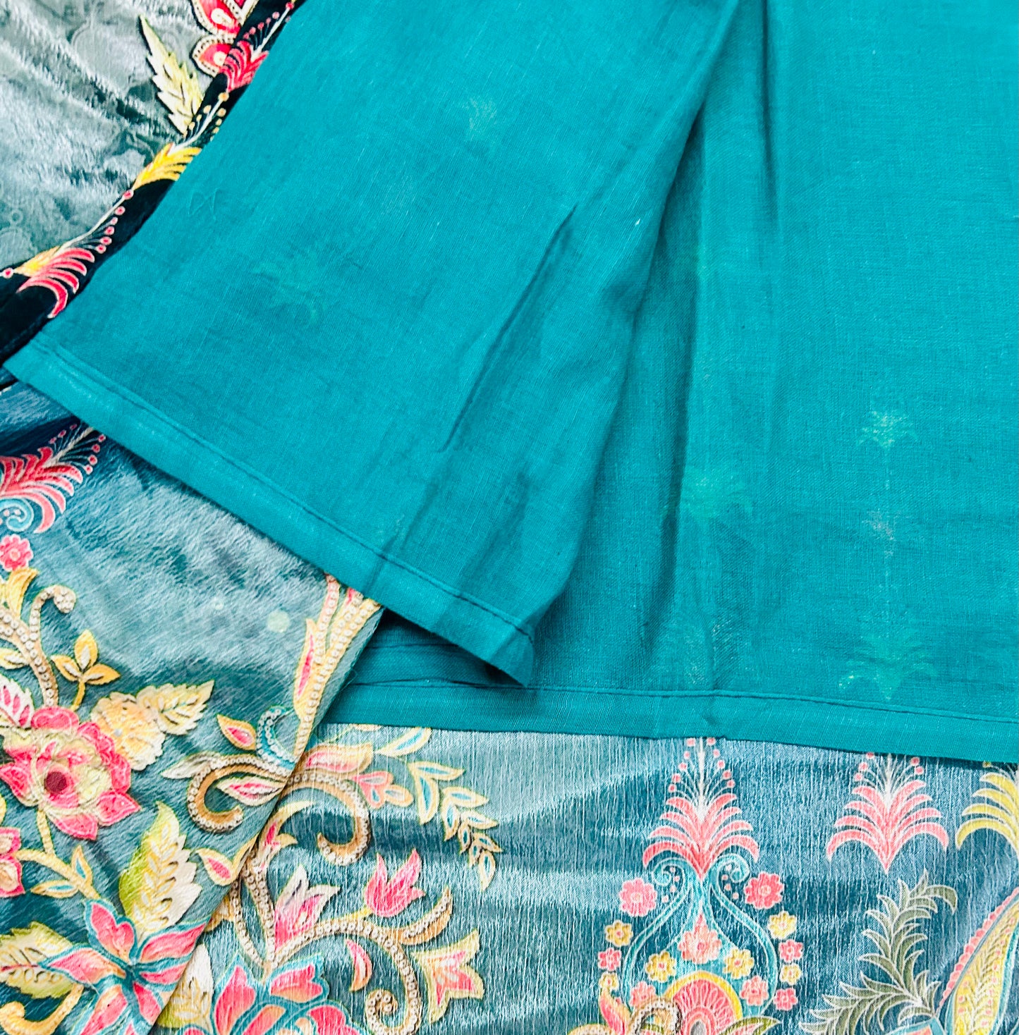 Barkha- Sawan leher Suit Set