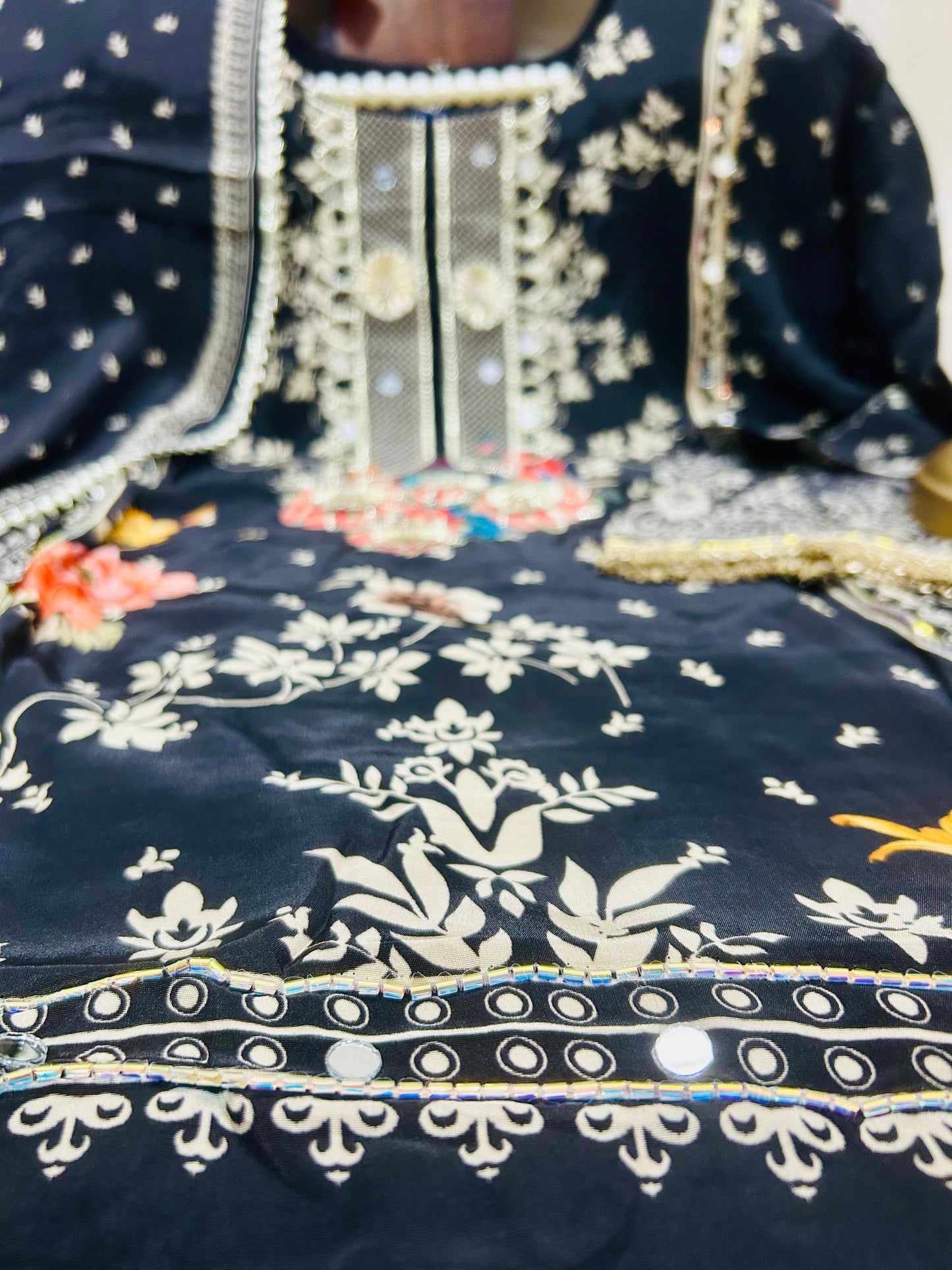 Majesty- Cotton Sateen Suit Set