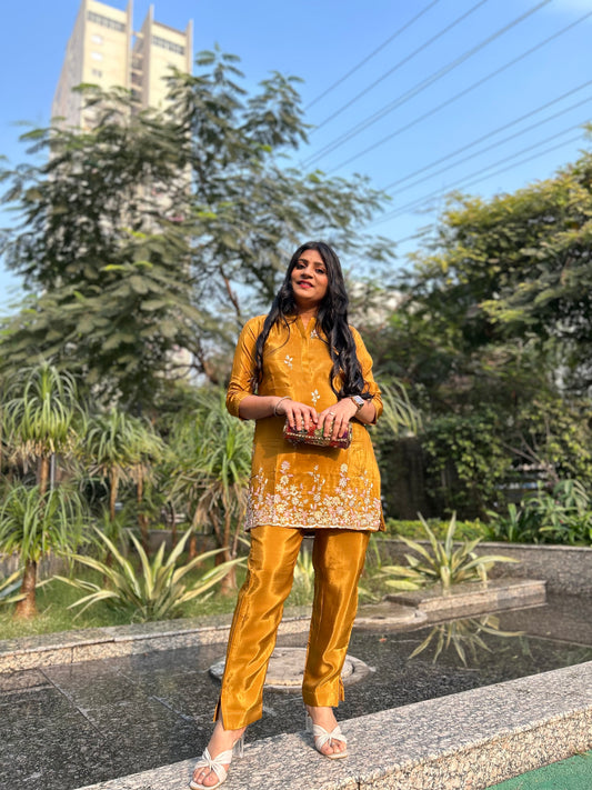 Sunehri- Yellow Golden Sunshine Co-ord Set for Bridal, Haldi Ceremony and Wedding Guest.